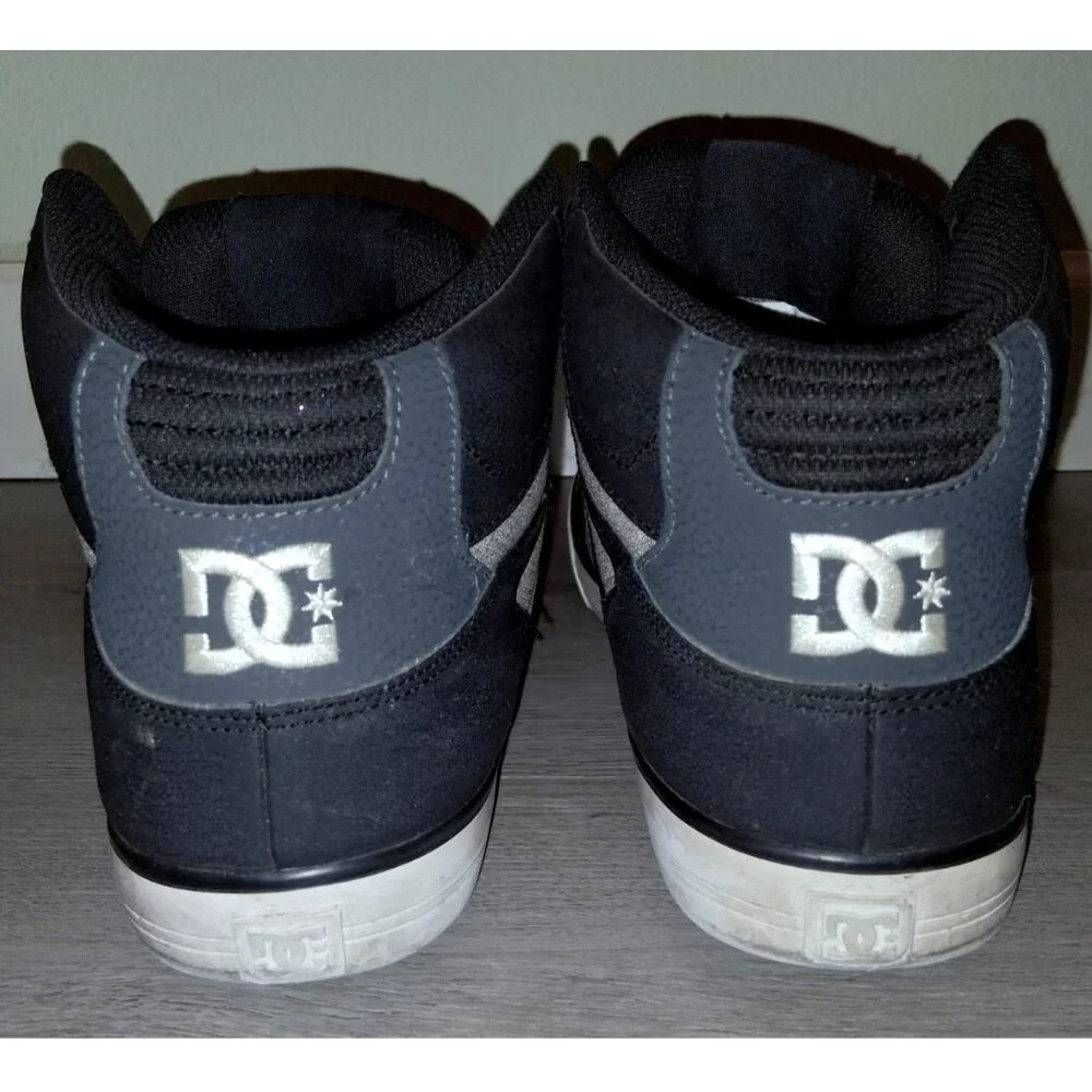 DC - Picture 4 of 10